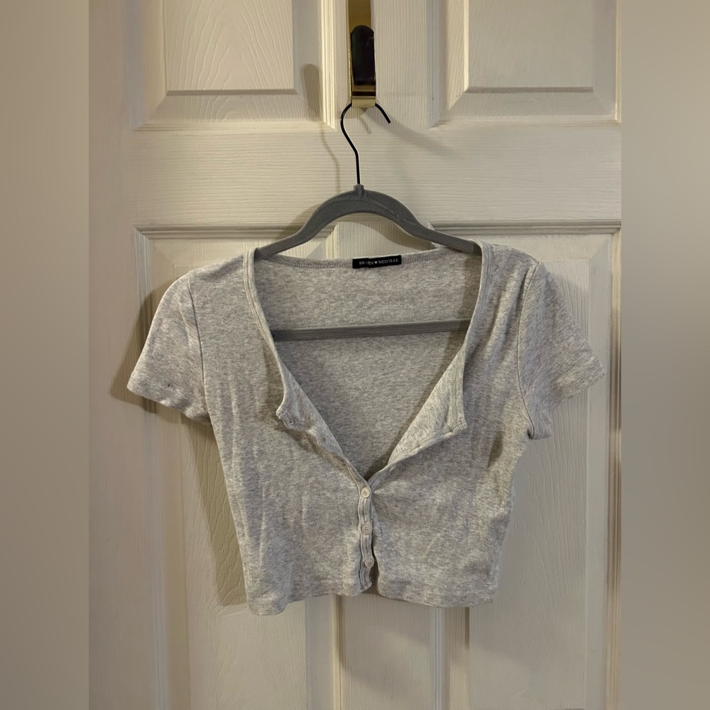 brandy melville button up crop top
